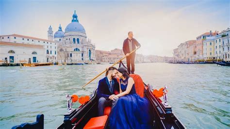 Booking Venice Photoshoot