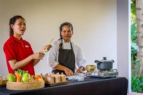 Booking a cooking class