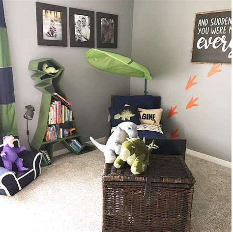 Books of Dinosaurs for Bedrooms