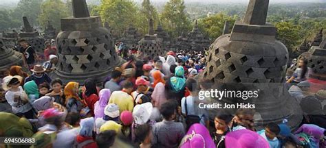 Borobudur Crowds
