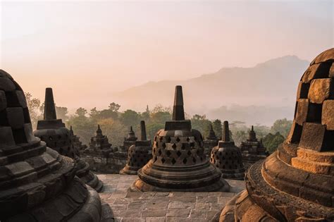 Borobudur Tips Travel