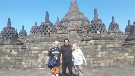 Borobudur Tour Guide