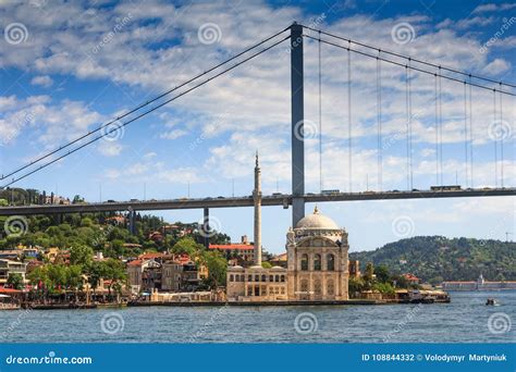 Bosphorus entre Asia y Europa