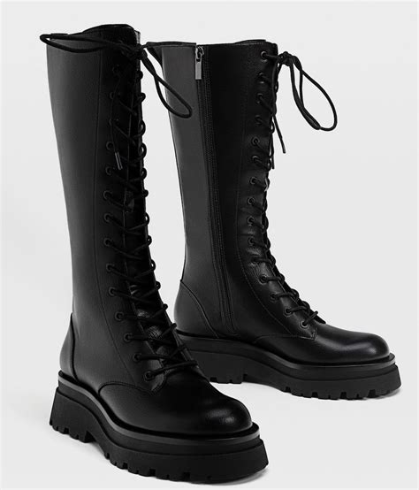 Botas negras altas cordones ancho especial | Yours Clothing