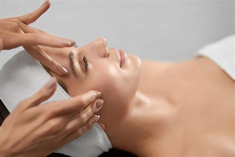 Botox Alternatives for Under Eye Rejuvenation