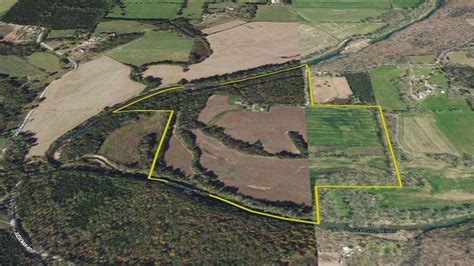 Discover Your Dream Oasis: Bourbeuse River Heaven - Where Serenity Meets Luxury Property for Sale