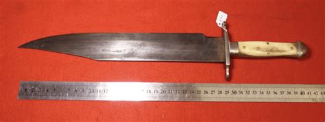 Bowie Knife Identification