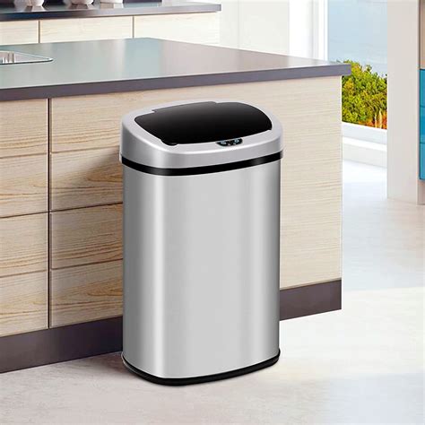 Upgrade Your Kitchen Style with our Elegant Brass Trash Can - Say Goodbye to Messy Spaces!