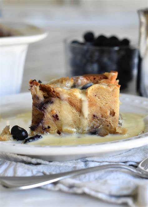 Breakfast Bread Pudding Recipe - Chefinoz
