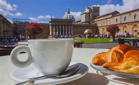 Breakfast at Vatican Museums