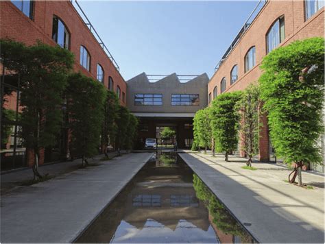 Breda Courtyards