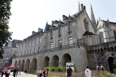Brest walking tour