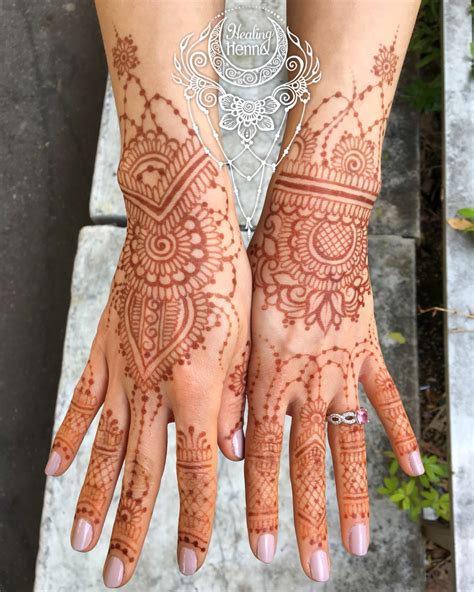 Indian Motifs, Peacocks and Bridal Henna with Maaz May 14