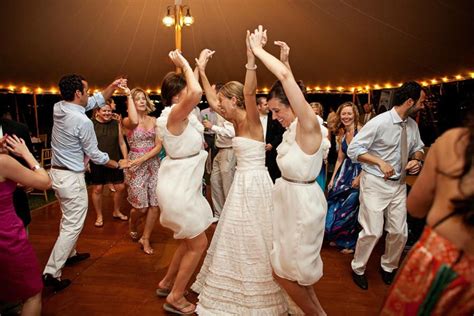 How to Plan a Sensational Bride Lap Dance Performance for Your Wedding Reception
