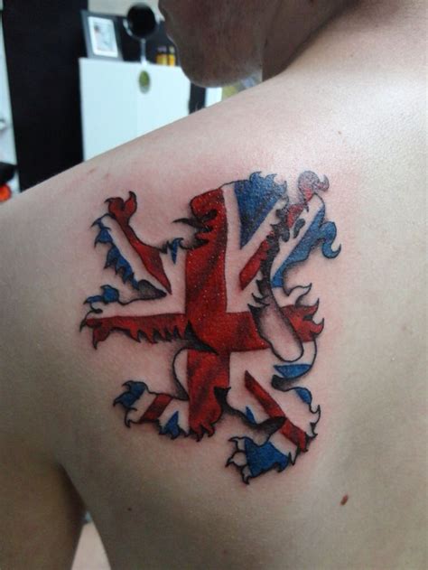 bulldog tattoo Bulldog tattoo, Tattoos, British tattoo