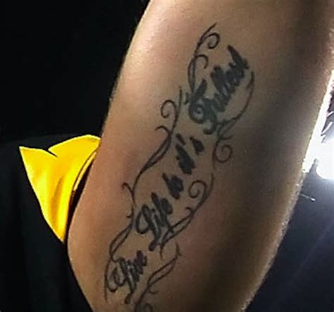 Brock Osweiler's grammatically incorrect tattoo Tattoo