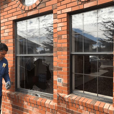 Broken Window Glass Repair El Paso