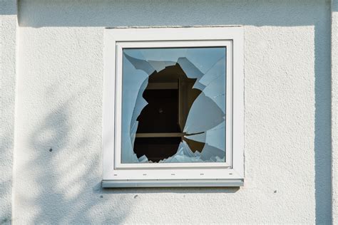 Broken Window Repair in Pittsburgh