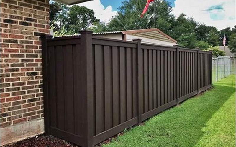 Brown Privacy Fence Lows: Exploring The Pros And Cons