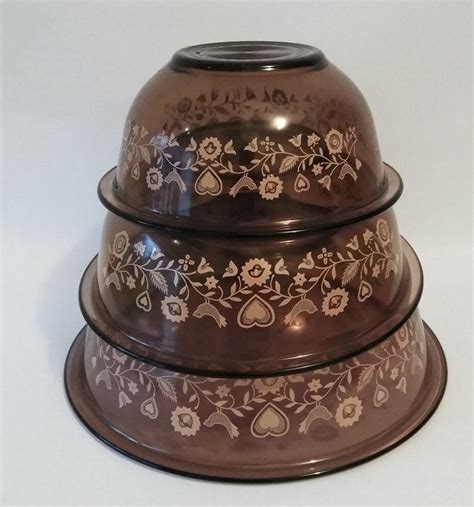 Brown Pyrex Patterns