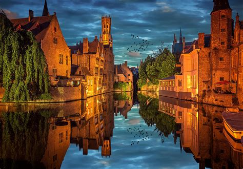 Bruges Evening Tour: Chocolate & Beer Review