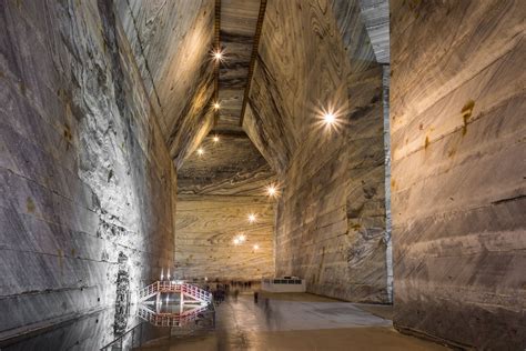Review: Bucharest Adventure to Salt Mines & Mud Volcanoes