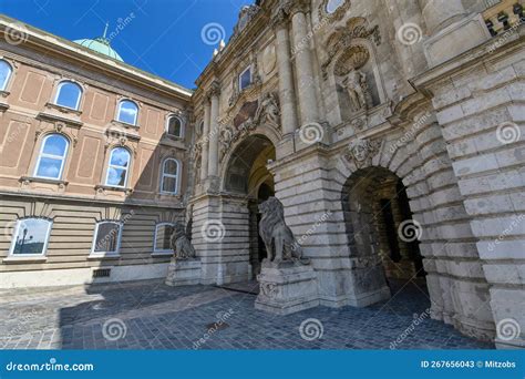 Buda Castle Courtyard