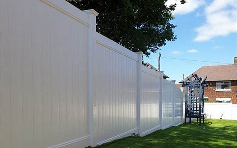Build Privacy Fence Photos: The Ultimate Guide To Securing Your Property