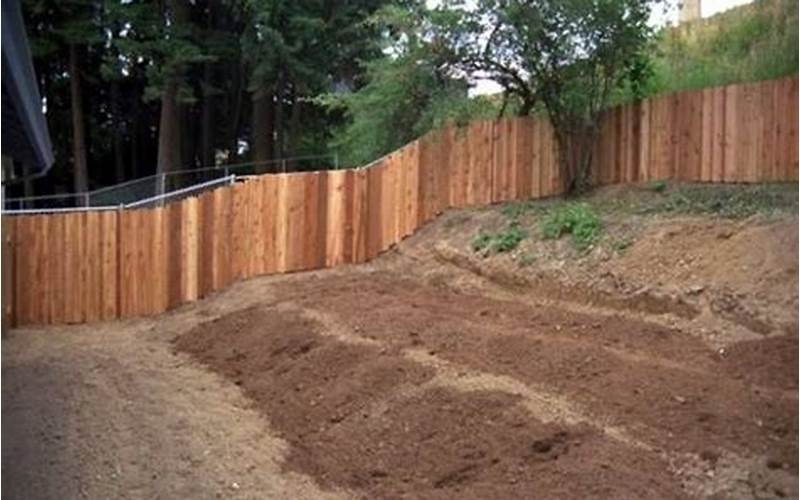 Building A Privacy Fence Up A Hill: Pros And Cons