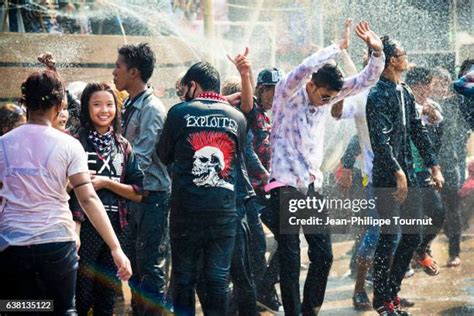 Burmese New Year 2016