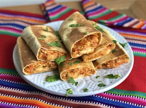 Burritos de pollo con queso Oaxaca : Cocina Lala