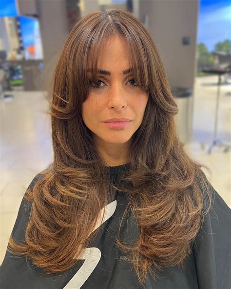 Butterfly Haircut Highlighting Your Layers