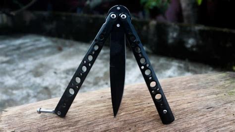 Butterfly Knife Kansas