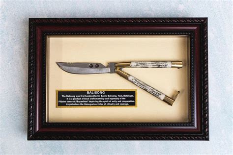 Butterfly Knife Origin