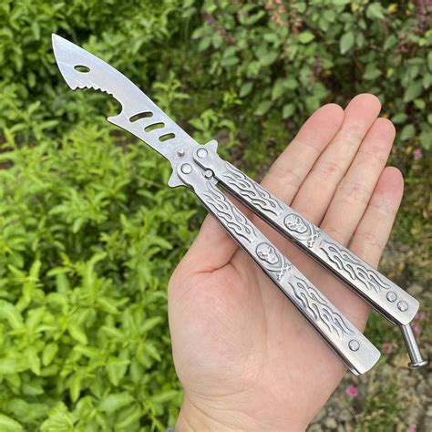Butterfly Knife Romania