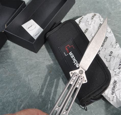 Butterfly Knife Zipper