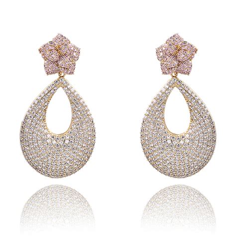 Buy And Gift Some Of The Selective Earrings Online