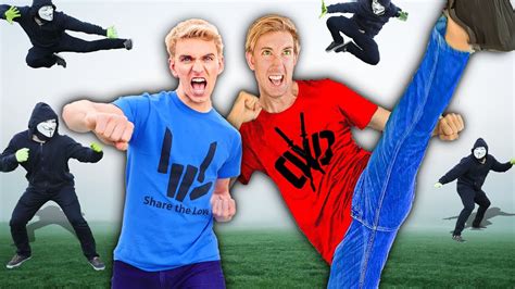 CWC vs HACKERS in Real Life NINJA BATTLE Royale (Project 