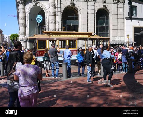 Cable Car Crowds
