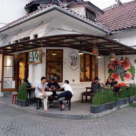 Cafe Terkenal di Indonesia