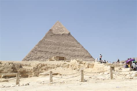 Cairo Layover Tours: Pyramids & Islamic Cairo Explored