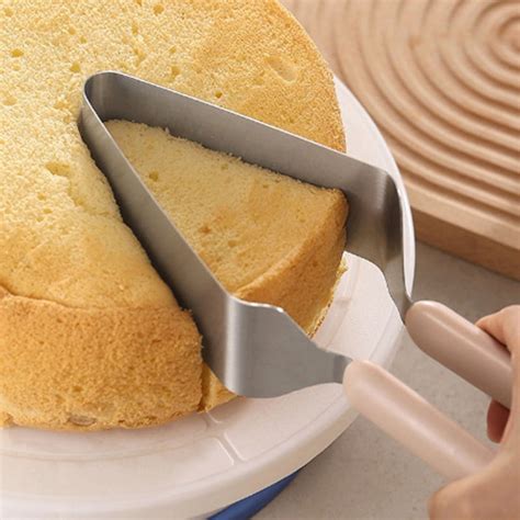 Cake Cutter