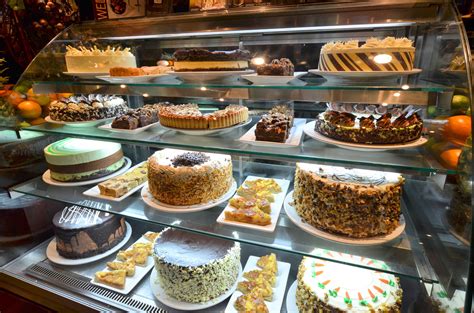 Cake Places Near Me