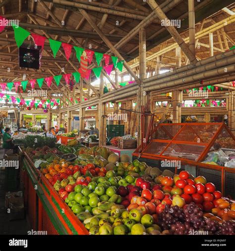 Cali Fruit Market Walking Tour Review: Taste Paradise