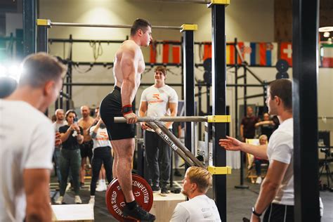 Calisthenics And Powerlifting