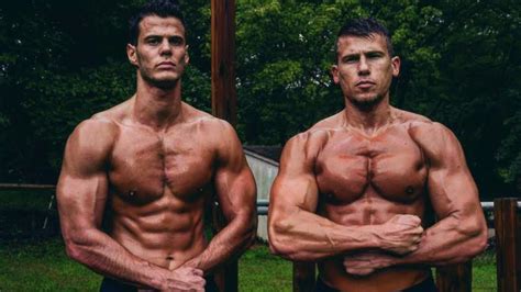 Calisthenics Bar Brothers