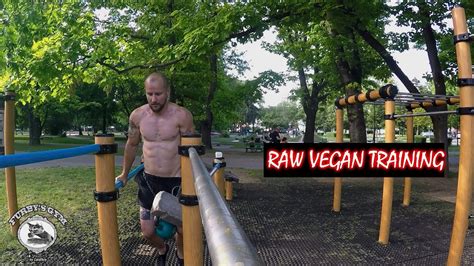 Calisthenics Training Vegan