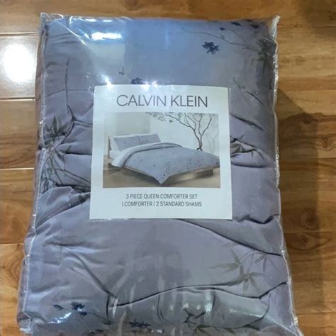 Calvin Klein Bamboo Flower