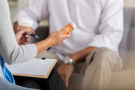 Can a Mental Health Counselor Prescribe Medication?