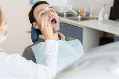 Can You Go To Work After A Tooth Extraction